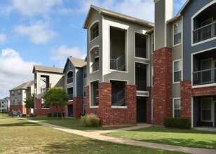 Park at Sycamore in Fort Worth, TX - Building Photo - Building Photo