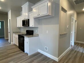1415 Jones St in Greenville, TX - Building Photo - Building Photo