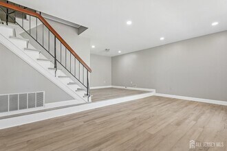 1216 Thomas Ave in North Brunswick, NJ - Building Photo - Building Photo