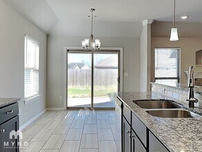 480 Holly St in Centerton, AR - Building Photo - Building Photo