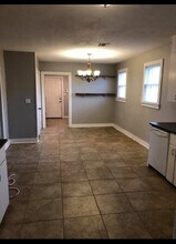 213 S 17th St in Guthrie, OK - Foto de edificio - Building Photo