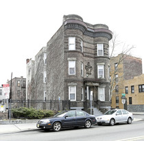 300 Palisade Ave in Jersey City, NJ - Building Photo