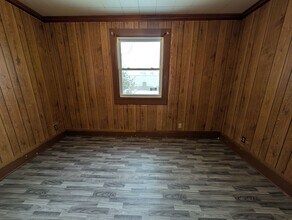 516 10th St in Elkhart, IN - Foto de edificio - Building Photo