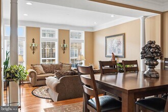 43002 Marburg Terrace in Broadlands, VA - Building Photo - Building Photo