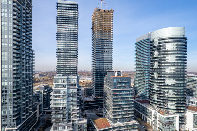 Water's Edge at the Cove in Toronto, ON - Building Photo - Building Photo