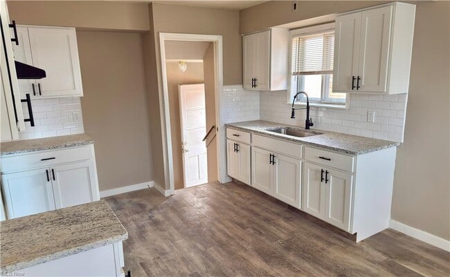 16709 Palda Dr in Cleveland, OH - Building Photo - Building Photo