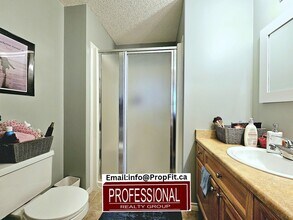 16807-16100 100 Ave NW in Edmonton, AB - Building Photo - Building Photo