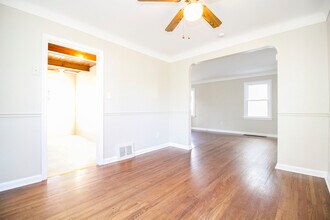 4353 Lyman Ave in Toledo, OH - Foto de edificio - Building Photo