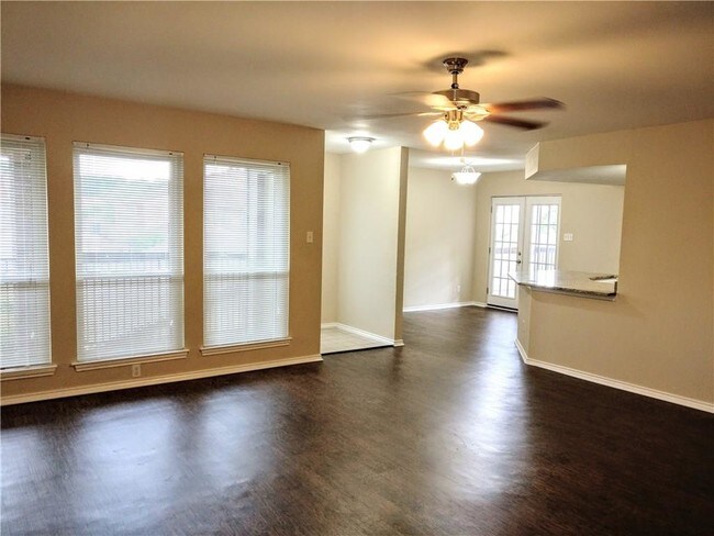 5033 Winder Ct-Unit -A in North Richland Hills, TX - Building Photo - Building Photo