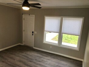 139 E Mill St in Wauconda, IL - Building Photo - Building Photo