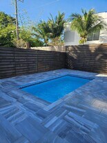 2275 SE 7th St in Pompano Beach, FL - Building Photo