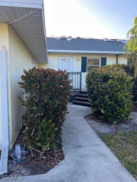 10741 Holly Rd in Bokeelia, FL - Building Photo - Building Photo