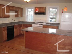 343 Market St-Unit -45-2 in Boston, MA - Foto de edificio - Building Photo