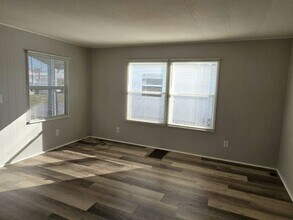 206 50th Avenue Plaza W in Bradenton, FL - Building Photo - Building Photo