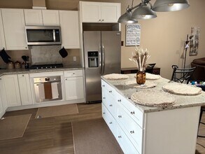 5072 N Wishon Ave, Unit C in Fresno, CA - Building Photo - Building Photo