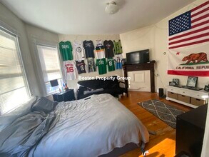 87 Hillside St, Unit 3 in Boston, MA - Building Photo - Building Photo
