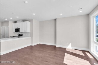 201 Sunset Ave in Asbury Park, NJ - Building Photo - Building Photo
