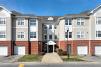 Overland Gardens Apartments in Hyattsville, MD - Foto de edificio - Building Photo