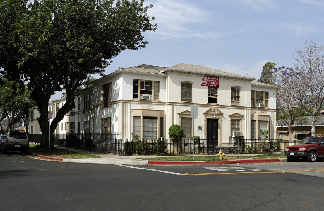 The Lexington Apartments in Riverside, CA - Building Photo