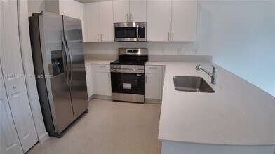 35761 SW 178th Ct in Homestead, FL - Building Photo - Building Photo