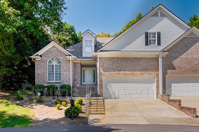 property at 8 Indigo Cove