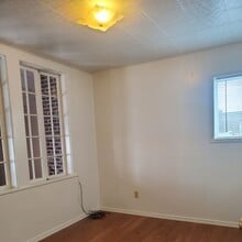 123 E Railroad Ave in Shelton, WA - Building Photo - Building Photo