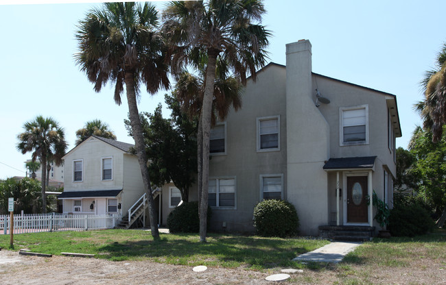 230 12th Ave N in Jacksonville Beach, FL - Building Photo - Building Photo