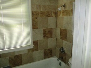 304 N Allin St in Bloomington, IL - Building Photo - Building Photo