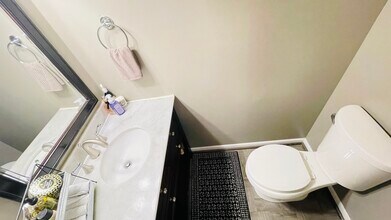 16 Mateus Way in Gaithersburg, MD - Building Photo - Building Photo