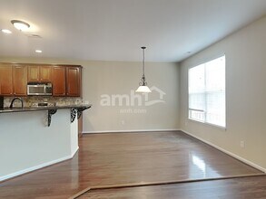 1744 Main Divide Dr in Wake Forest, NC - Foto de edificio - Building Photo