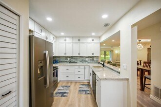 5793 Avista Dr in Sarasota, FL - Building Photo - Building Photo