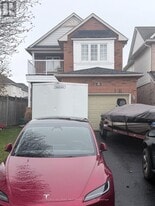 82 Hutton Pl in Bowmanville, ON - Building Photo