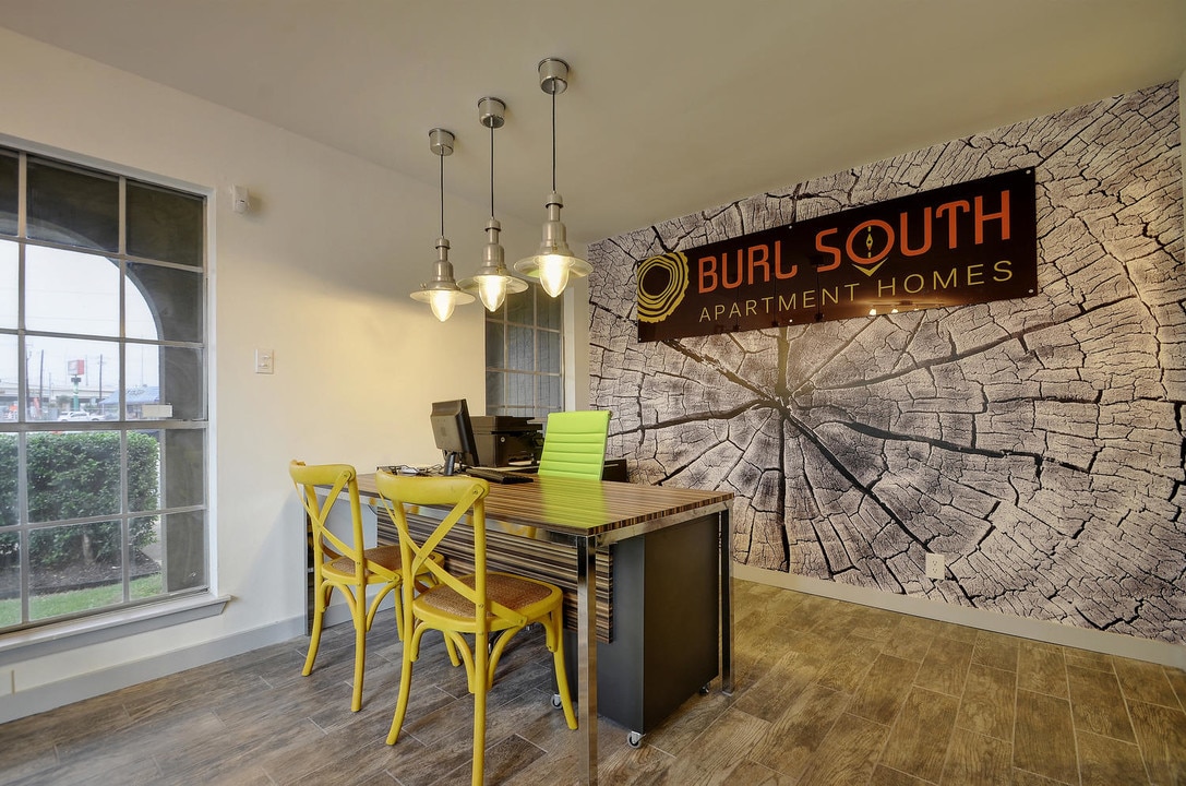 Burl Apartments in Austin, TX - Foto de edificio
