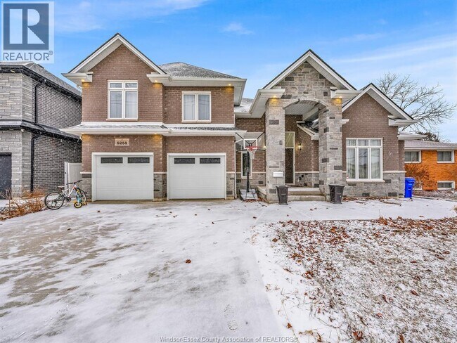 6255 Disputed Rd in Windsor, ON - Building Photo - Building Photo