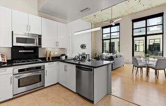 1050 Island Ave in San Diego, CA - Building Photo - Building Photo