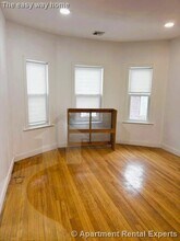 14 Quincy St in Medford, MA - Foto de edificio - Building Photo