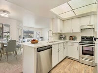 Meridian Heights photo'