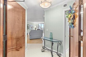 1660 Gulf Blvd in Clearwater, FL - Building Photo - Building Photo