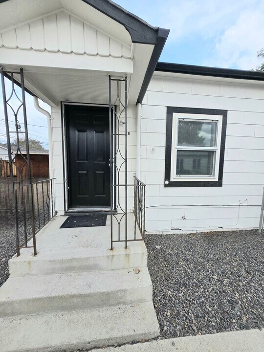 1720 H St in Sparks, NV - Building Photo