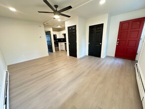 1216 Maple St in Fort Collins, CO - Building Photo - Building Photo