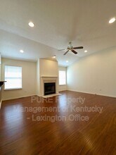 3253 Royal Troon Rd in Lexington, KY - Building Photo - Building Photo