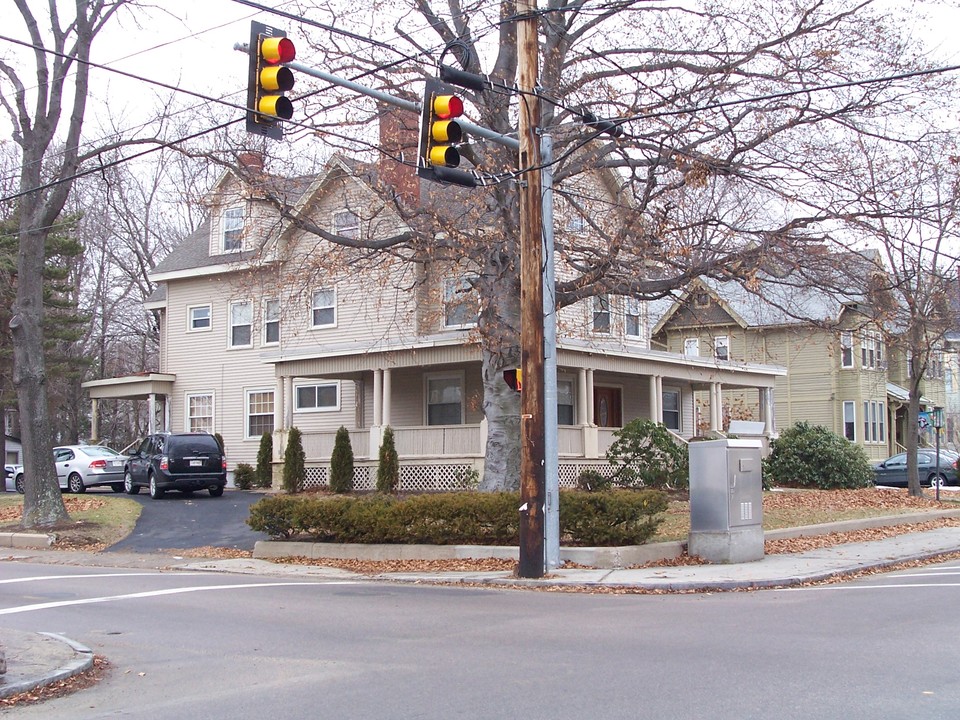 199 S Main St in Attleboro, MA - Building Photo