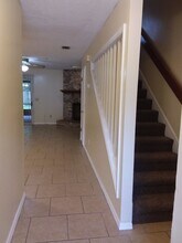 5862 Liska Dr in Jacksonville, FL - Foto de edificio - Building Photo