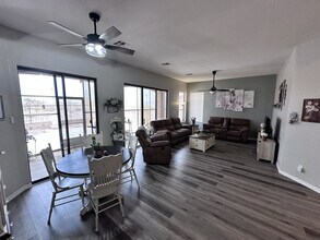 2836 Esmerelda Dr in Bullhead City, AZ - Building Photo - Building Photo