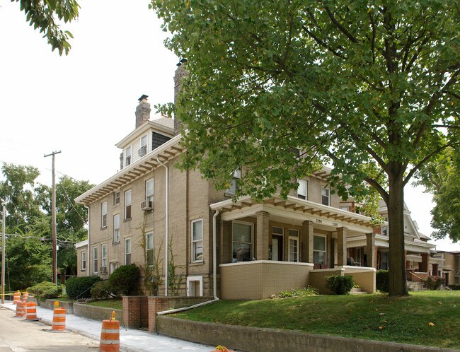 2288-2290 N High St in Columbus, OH - Building Photo - Building Photo