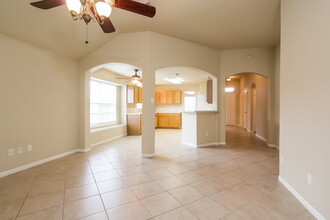 10935 Sharon Cir in Montgomery, TX - Building Photo - Building Photo