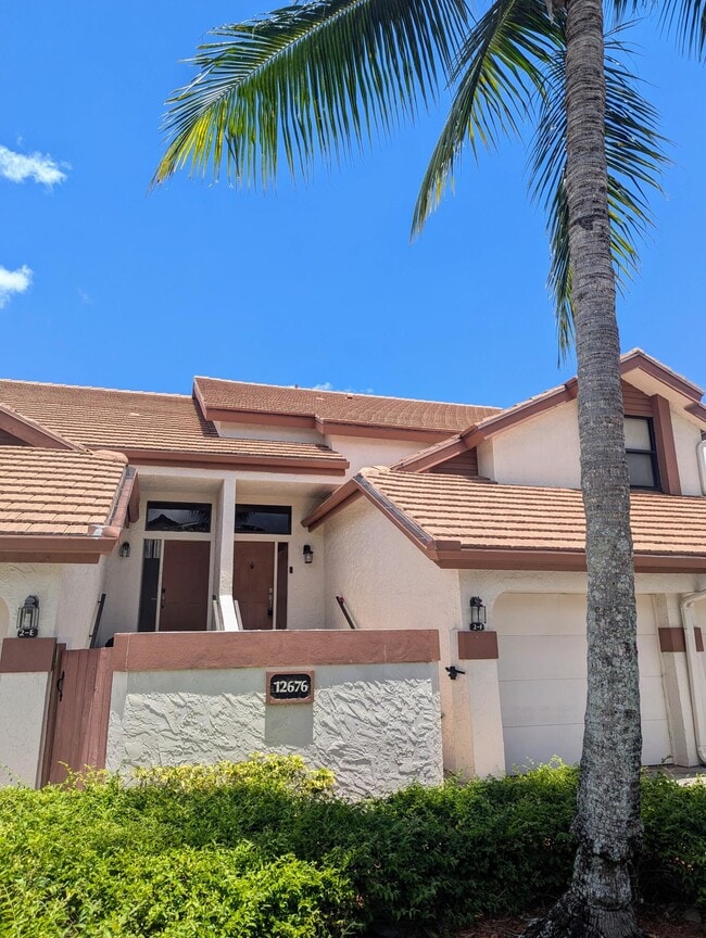 12676 Shoreline Dr in Wellington, FL - Building Photo - Building Photo