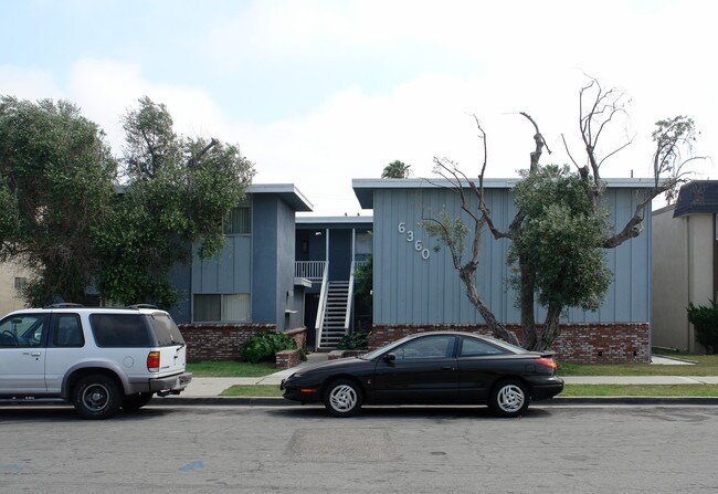 6360 Whipporwill St in Ventura, CA - Foto de edificio - Building Photo