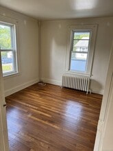 17 Duncanson St in Stamford, CT - Building Photo - Building Photo