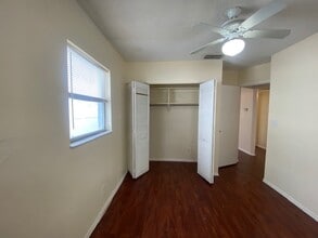 4809 46th Ave N, Unit 3 in St. Petersburg, FL - Building Photo - Building Photo